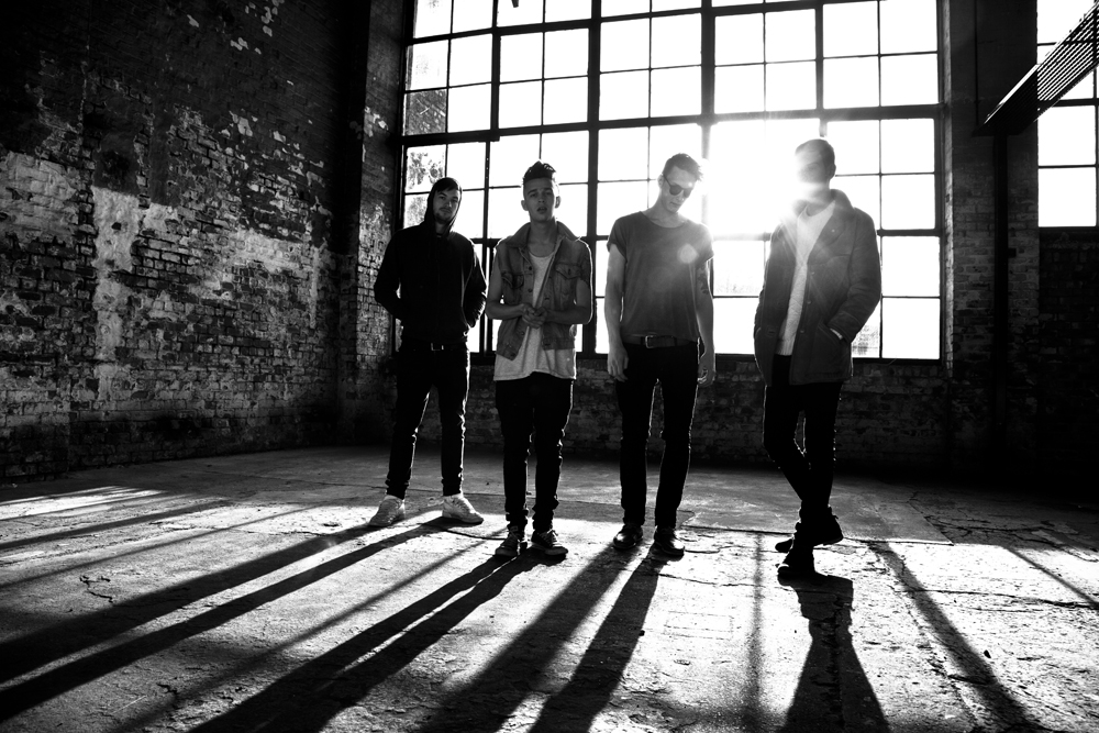 The 1975 sign to Vagrant Records
