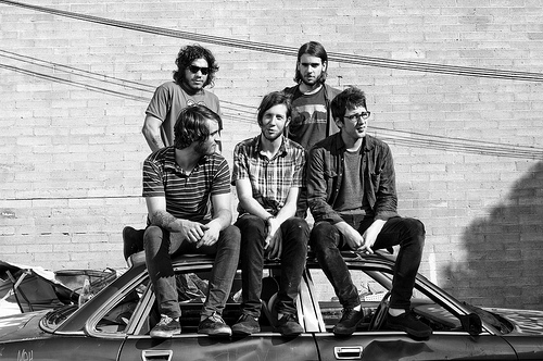 Caravels announce summer tour