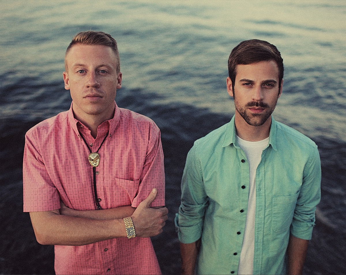 Macklemore and Tegan & Sara Perform Same Love