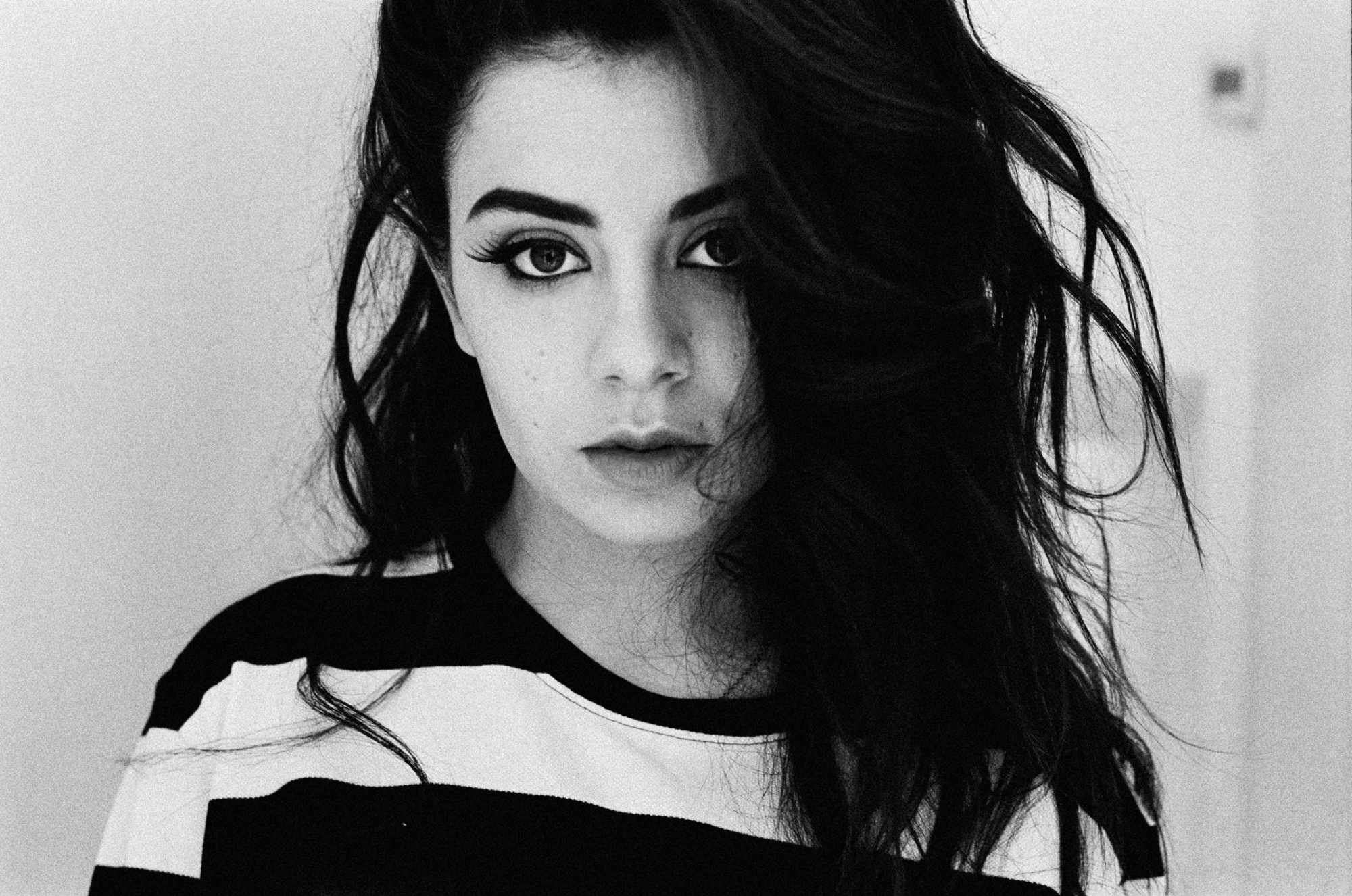 Charli XCX Releases New Song “Gold Coins”