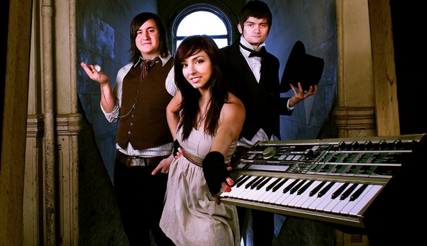 Interview with The Paper Melody
