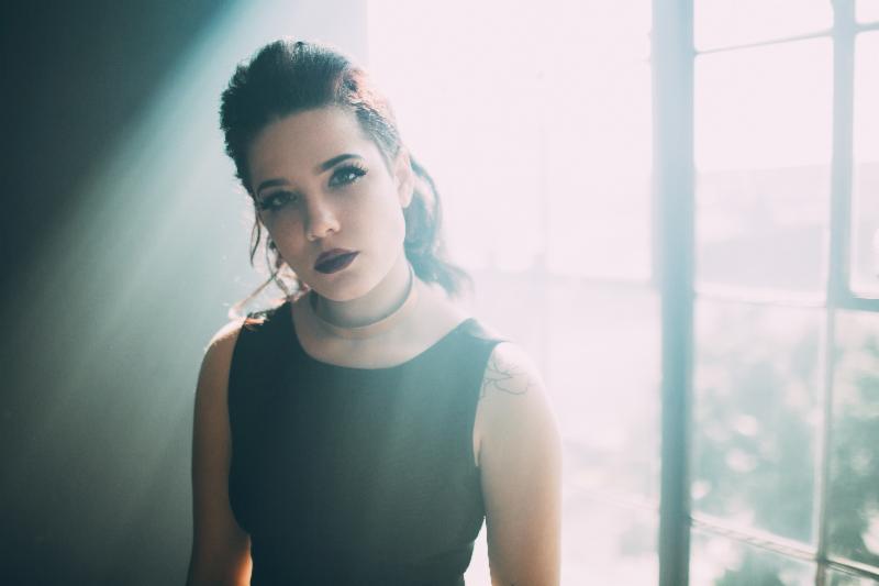 Astralwerks signs Halsey to their roster