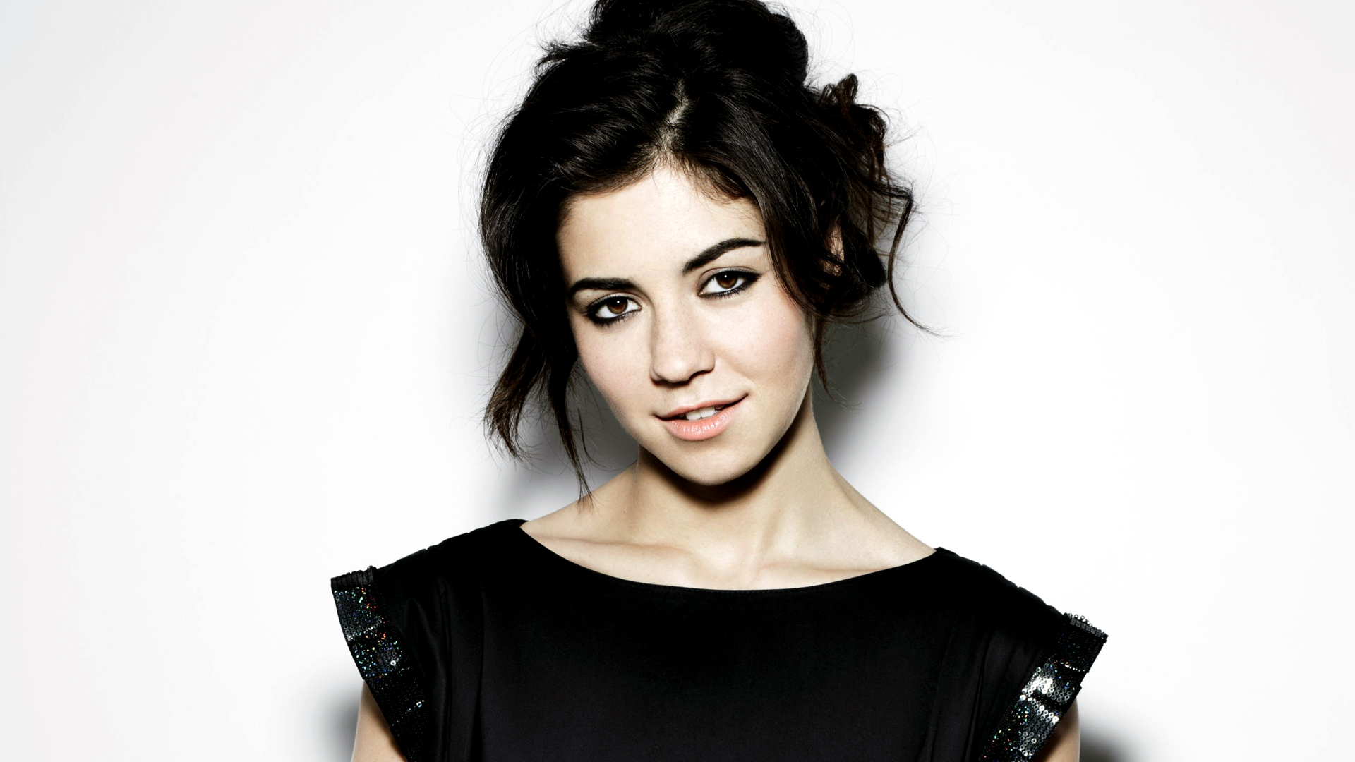 Marina and The Diamonds Release “FROOT” Music Video