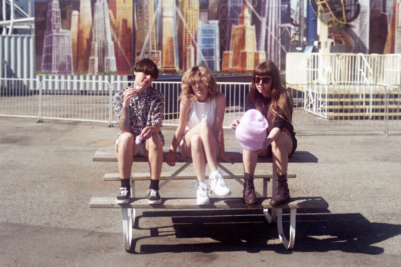 The Courtneys release new song, “Tour”