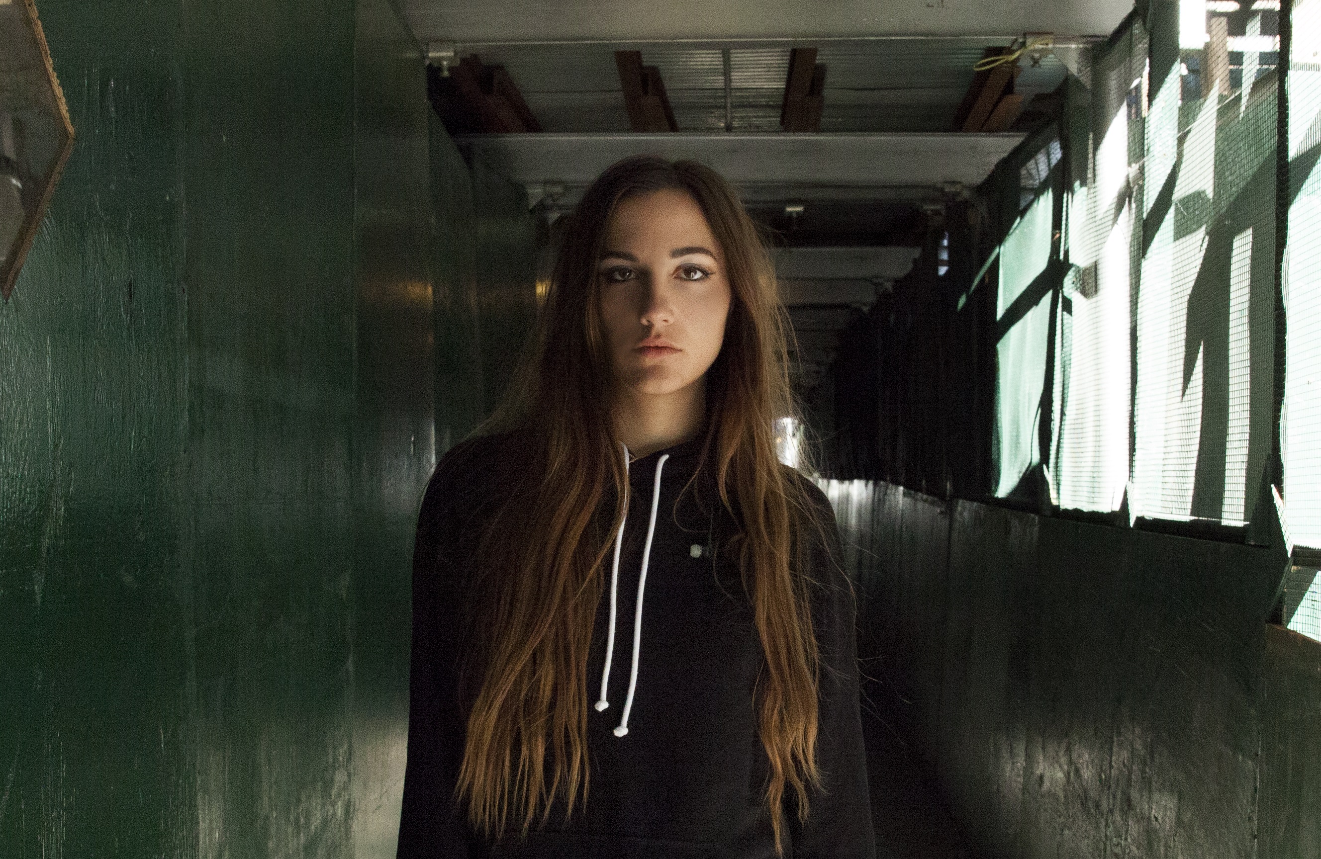 CLOVES Discusses Touring, Influences, Releases Video