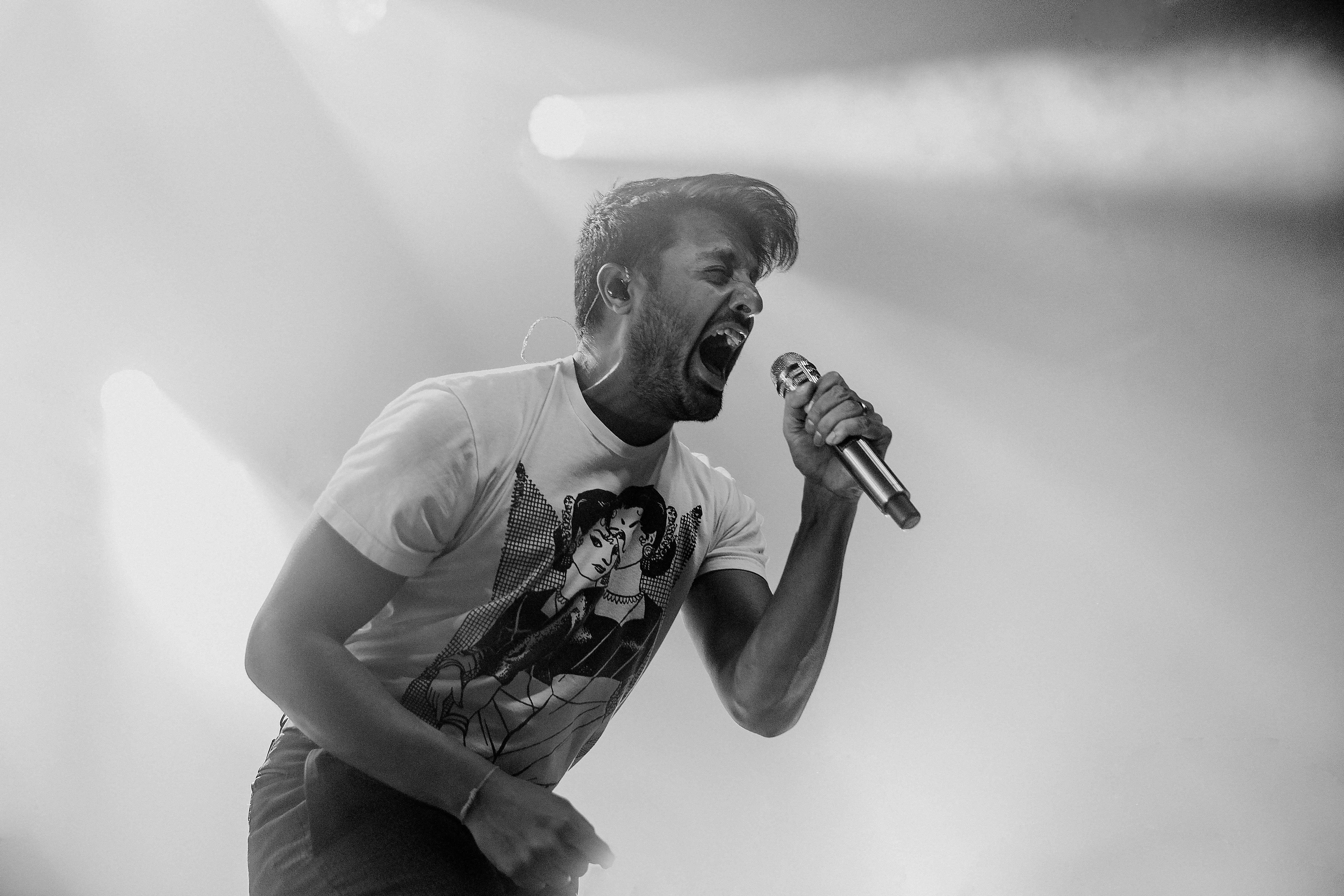 Young The Giant – Lights // Brooklyn, NY 11.14.18