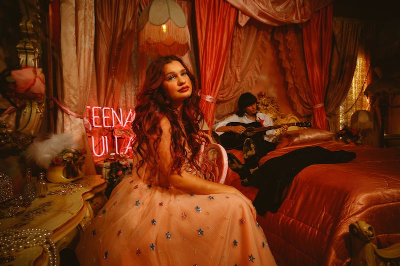 Cloe Wilder releases debut EP “Teenage Lullabies”
